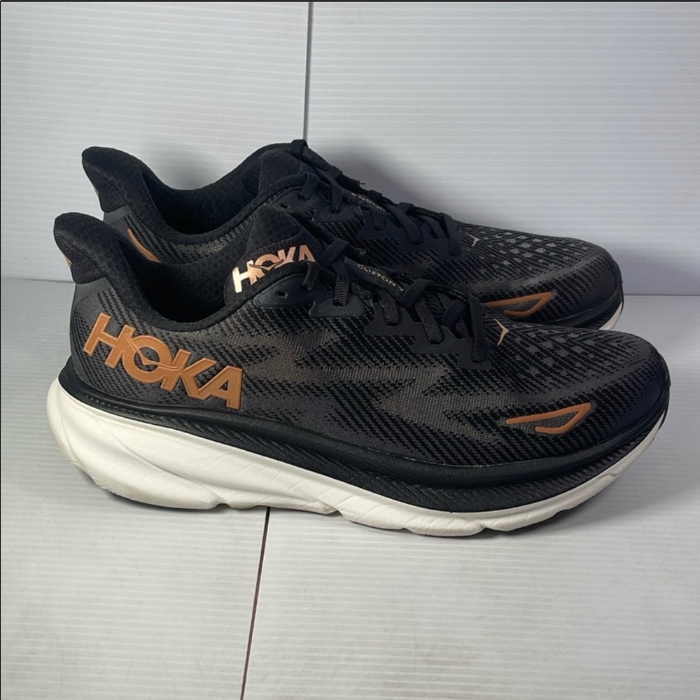 Hoka - Clifton 9 sneakers